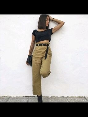 Zara Size XL High-Waist Cargo Pants in Khaki - Women